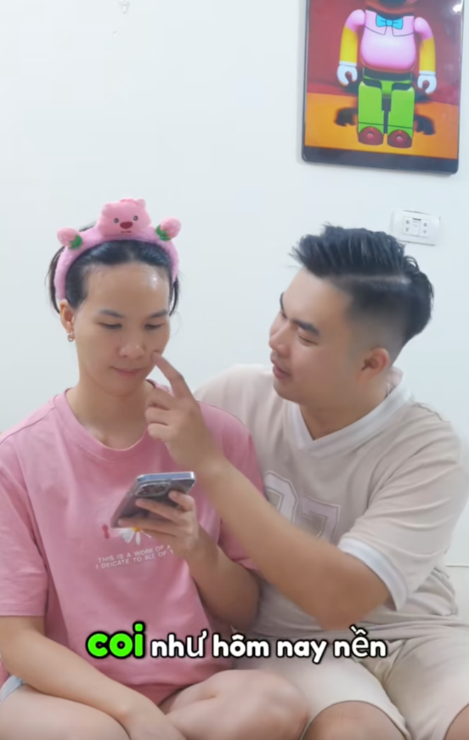 Anh chồng bước ra từ tiểu thuyết: Tự học make up để trang điểm cho vợ, màn "lột xác" của cô vợ mới khiến hội chị em xuýt xoa- Ảnh 4.