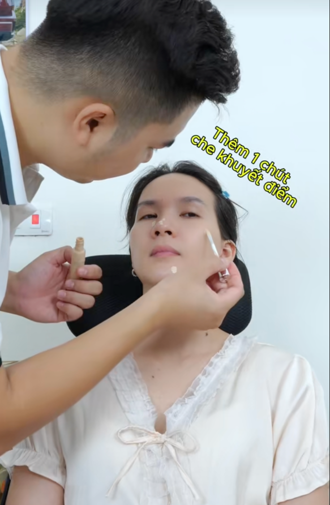 Anh chồng bước ra từ tiểu thuyết: Tự học make up để trang điểm cho vợ, màn "lột xác" của cô vợ mới khiến hội chị em xuýt xoa- Ảnh 6.