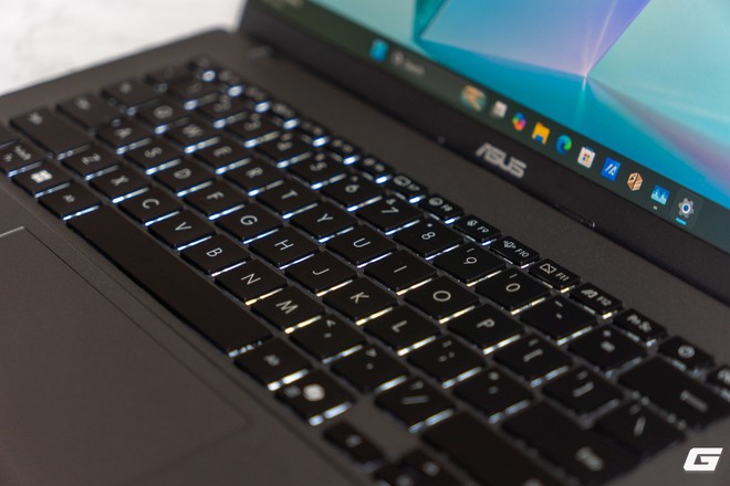 Trải nghiệm Vivobook S14 chạy Intel Panther Lake: Mỏng nhẹ, ổn định và sẵn sàng cho mùa Back to School - Ảnh 13.