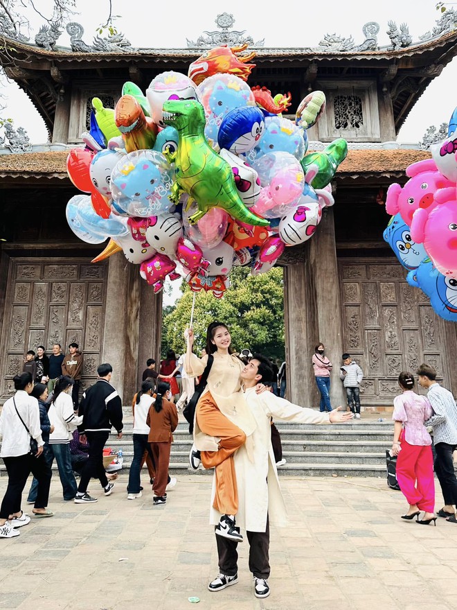 Chuyện xin bố mẹ cưới vợ của chàng trai 2k đang viral MXH: "Mẹ nuôi được 4 chị em con thì mẹ nuôi nốt bạn ấy đi"- Ảnh 6.