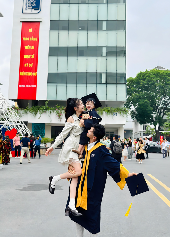 Chuyện xin bố mẹ cưới vợ của chàng trai 2k đang viral MXH: "Mẹ nuôi được 4 chị em con thì mẹ nuôi nốt bạn ấy đi"- Ảnh 8.