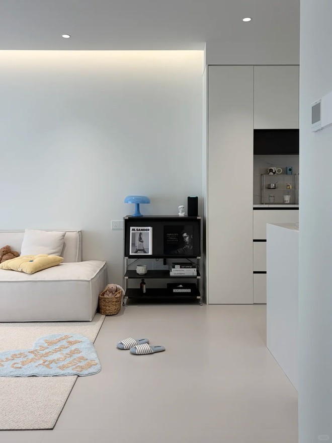 Căn hộ tối giản của cặp đôi 30 tuổi: Dành hẳn nửa năm làm nhà, chỉ tốn 388 triệu đồng nhưng đích thị là “Dream House” - Ảnh 11.