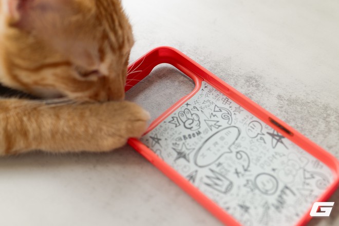 Trên tay XTREM E-Ink Case: Chiếc ốp lưng có thể thay đổi giao diện chỉ bằng một cú chạm, không cần pin vẫn hoạt động - Ảnh 6.