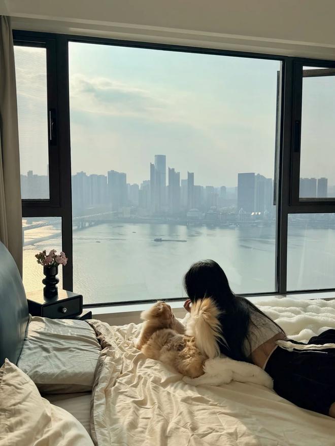 Vì sao nhiều người 30s chi 3-7 tỷ chỉ để ở trong nhà có “bức tường kính”, nhìn thẳng ra biển - Ảnh 7.