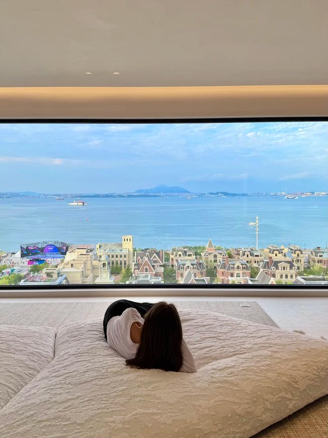 Vì sao nhiều người 30s chi 3-7 tỷ chỉ để ở trong nhà có “bức tường kính”, nhìn thẳng ra biển - Ảnh 5.