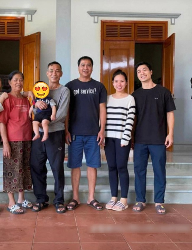 Căn nhà ở quê của Công Phượng - Ảnh 8.
