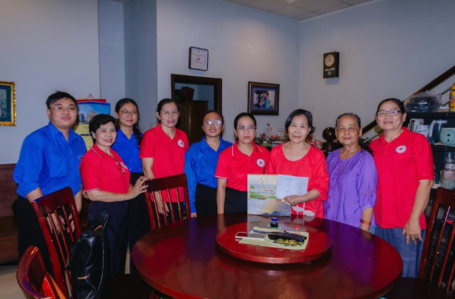 &ldquo;Nghĩa t&igrave;nh da cam&rdquo; &ndash; Khi những người trẻ chọn c&aacute;ch tri &acirc;n bằng h&agrave;nh động - Ảnh 4.