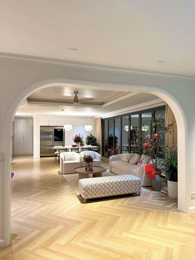 Cô gái trong gia đình làm nông ở Cà Mau lớn lên cưới thiếu gia tập đoàn, sống trong penthouse phường Bến Nghé- Ảnh 10.