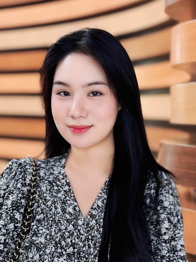 So k&egrave; nhan sắc "một ch&iacute;n một mười" của 2 &aacute;i nữ h&agrave;o m&ocirc;n - Ảnh 9.