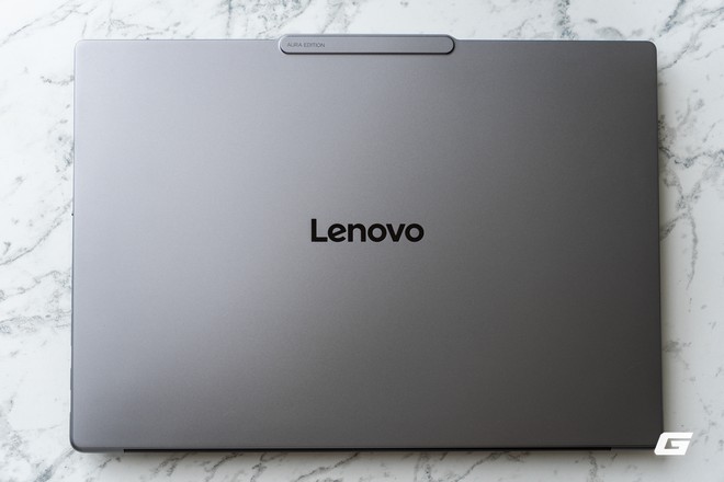 Đánh giá Lenovo Yoga Pro 7i 2026: Aura Edition không chỉ là tên gọi - “cái bắt tay” giữa Intel và Lenovo sau ba năm đã ra sao? - Ảnh 3.