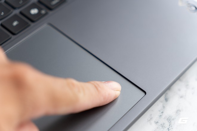 Đánh giá Lenovo Yoga Pro 7i 2026: Aura Edition không chỉ là tên gọi - “cái bắt tay” giữa Intel và Lenovo sau ba năm đã ra sao? - Ảnh 9.