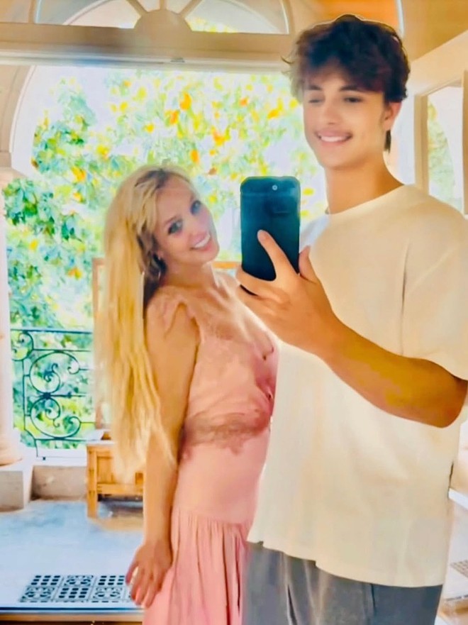 Con trai Britney Spears đang được giới thời trang để mắt: Cao hơn 1m9, liên tiếp “bắt tay” ông lớn- Ảnh 2.