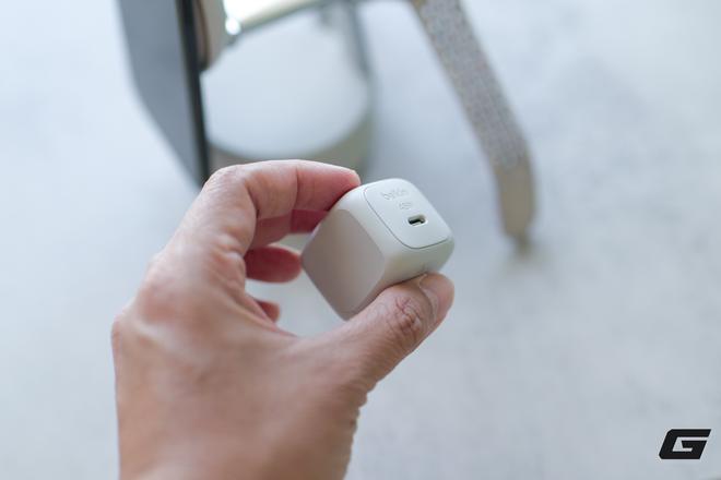 Trên tay bộ đôi Belkin UltraCharge “cân” cả bộ ba nhà Táo: cái thì gập gọn cho du lịch, cái lại có tản nhiệt mát rượi cày phim vô tư- Ảnh 3.