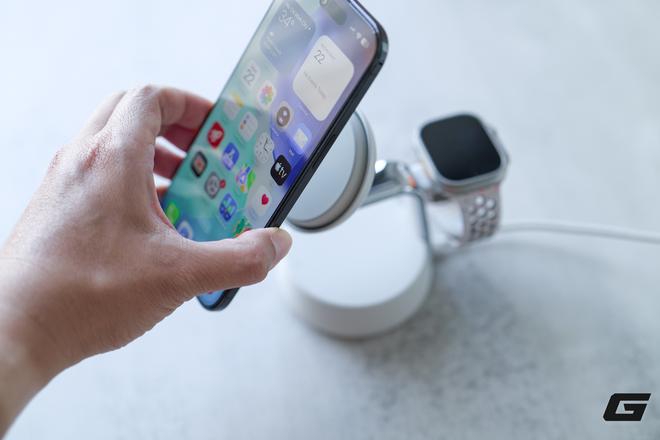 Trên tay bộ đôi Belkin UltraCharge “cân” cả bộ ba nhà Táo: cái thì gập gọn cho du lịch, cái lại có tản nhiệt mát rượi cày phim vô tư- Ảnh 18.