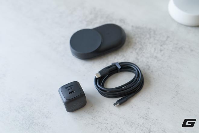 Trên tay bộ đôi Belkin UltraCharge “cân” cả bộ ba nhà Táo: cái thì gập gọn cho du lịch, cái lại có tản nhiệt mát rượi cày phim vô tư- Ảnh 4.