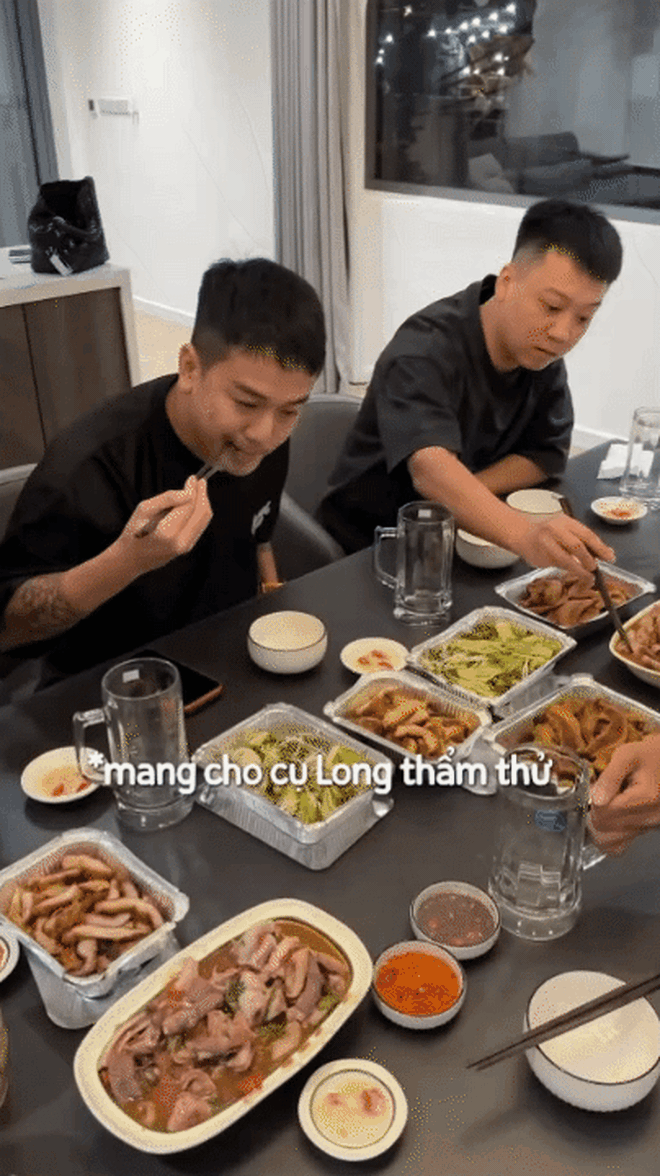 Mẹ 4 con triệu view nửa đêm phải thốt lên "Eo ơi hầu chồng mệt lắm" và cái kết không tin nổi sau đó- Ảnh 7.