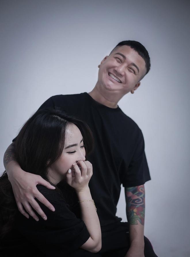 Mẹ 4 con triệu view nửa đêm phải thốt lên "Eo ơi hầu chồng mệt lắm" và cái kết không tin nổi sau đó- Ảnh 1.