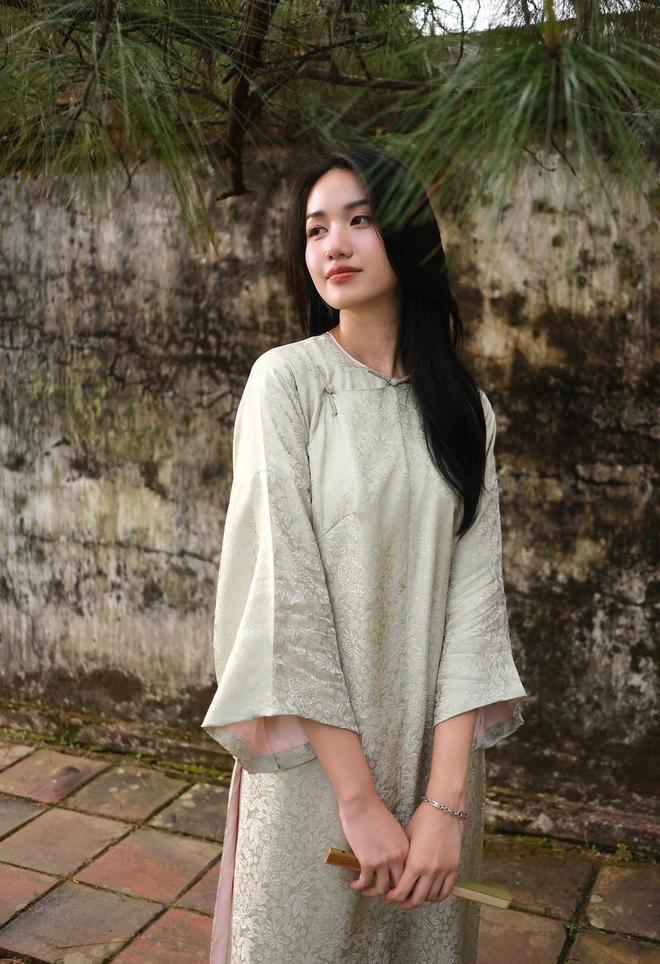 Thiếu gia Tập đo&agrave;n Sơn Kim hiếm hoi xuất hiện c&ugrave;ng bạn g&aacute;i, đ&uacute;ng l&agrave; trai t&agrave;i g&aacute;i giỏi- Ảnh 10.