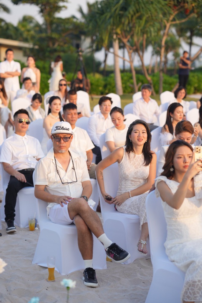 Mẹ đơn th&acirc;n Vbiz được đại gia m&ecirc; như điếu đổ, l&agrave;m lễ đường ở resort 5 sao rước về l&agrave;m vợ - Ảnh 9.