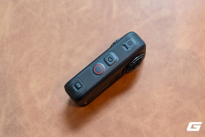 Cận cảnh Insta360 X6: Gọn hơn, mạnh hơn đ&atilde; đ&agrave;nh, lại c&ograve;n c&oacute; cả AI dựng video trực tiếp- Ảnh 4.