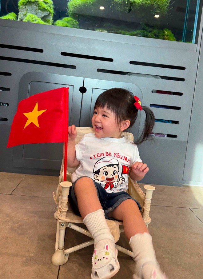 Con gái Puka giống ba như đúc, dứt khoát về phe ba khiến mẹ chỉ biết ngậm ngùi - Ảnh 5.