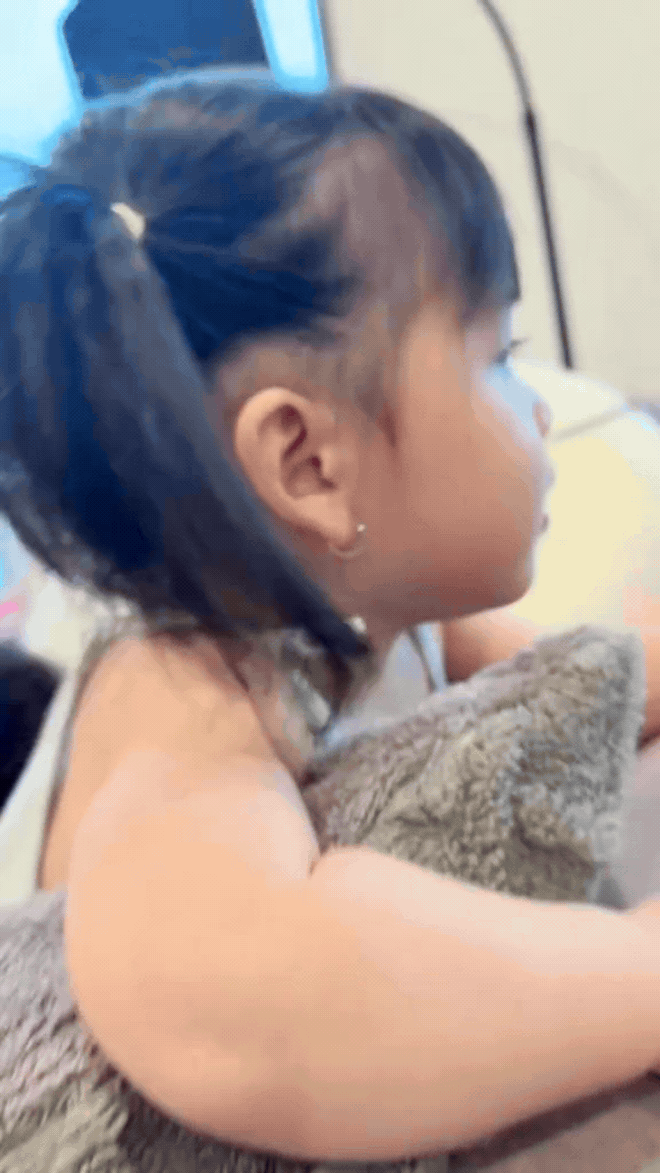 Con gái Puka giống ba như đúc, dứt khoát về phe ba khiến mẹ chỉ biết ngậm ngùi - Ảnh 2.