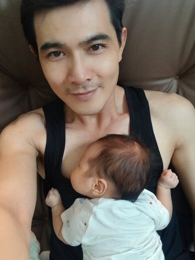 Nam diễn viên phim giờ vàng giấu vợ suốt 10 năm, làm bố 3 con vẫn sợ đưa con đi tiêm - Ảnh 2.