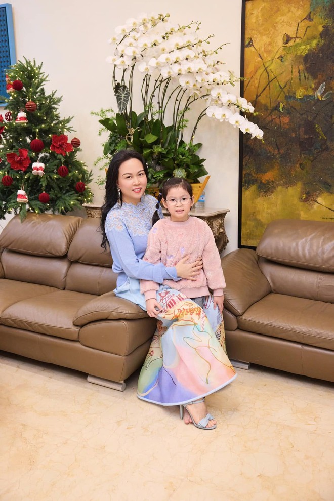 2 con của Quách Ngọc Ngoan: Con trai bảnh bao chiều cao hơn 1,8m, con gái mơ ước được đóng phim cùng bố - Ảnh 6.