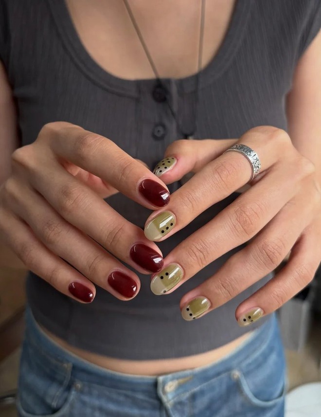 M&oacute;ng gel trong kiểu H&agrave;n: Xu hướng nail thu đ&ocirc;ng 2026 đẹp l&acirc;u, kh&ocirc;ng sợ lộ m&oacute;ng mọc - Ảnh 8.