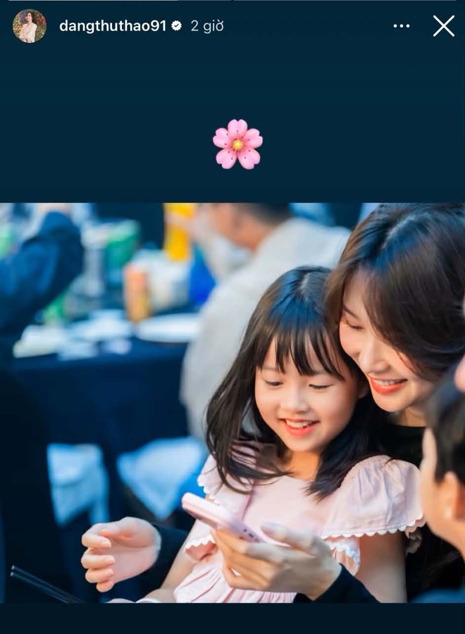 Đặng Thu Thảo hiếm hoi khoe &aacute;i nữ: Con g&aacute;i cả c&agrave;ng lớn c&agrave;ng xinh, gia đ&igrave;nh n&agrave;ng hậu 3 con hiện tại ra sao? - Ảnh 1.