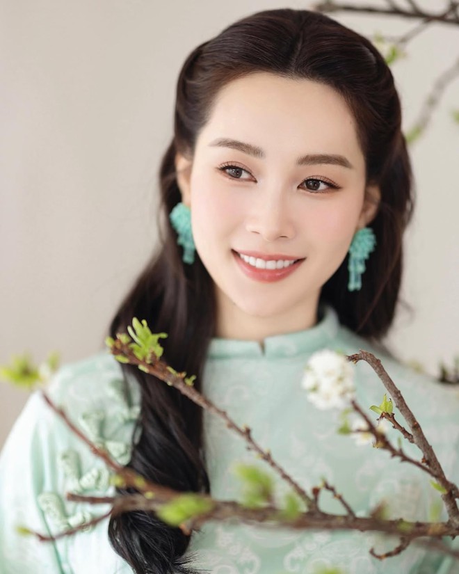 Đặng Thu Thảo hiếm hoi khoe &aacute;i nữ: Con g&aacute;i cả c&agrave;ng lớn c&agrave;ng xinh, gia đ&igrave;nh n&agrave;ng hậu 3 con hiện tại ra sao? - Ảnh 7.