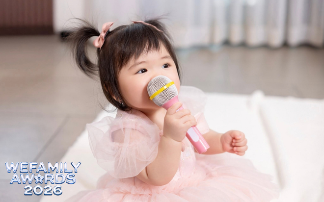 C&aacute;ch Puka dạy con g&aacute;i khiến nhiều mẹ bỉm th&iacute;ch th&uacute;: Kh&ocirc;ng &aacute;p đặt, ki&ecirc;n nhẫn uốn nắn từ những điều nhỏ nhất - Ảnh 2.