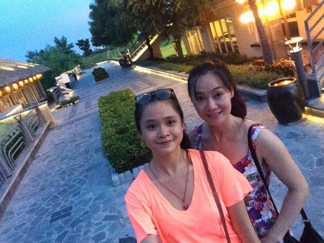 Con g&aacute;i diễn vi&ecirc;n Qu&aacute;ch Thu Phương sở hữu nhan sắc trong trẻo, nổi bật kh&ocirc;ng k&eacute;m mẹ thời trẻ - Ảnh 3.