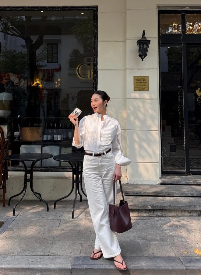 Sale 9 / 9: 9 Mẫu áo sơ mi đẹp phối quần jeans và chân váy cực Chất - Ảnh 8. Sale 9 / 9: 9 Mẫu áo sơ mi đẹp phối quần jeans và chân váy cực Chất - Ảnh 8.