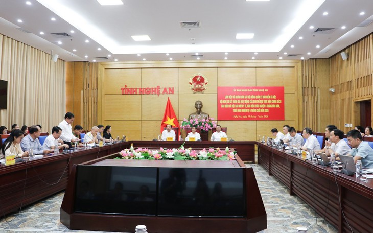Quang cảnh hội nghị sơ kết thực hiện chính sách BHXH, BHYT và BHTN 6 tháng đầu năm 2026 tại Nghệ An, trong đó số người tham gia bảo hiểm thất nghiệp tiếp tục tăng.