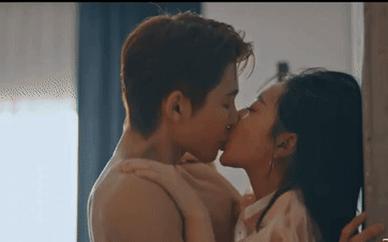 gif-2-17599954134091834345601-13-47-239-409-crop-1759995426446305633565.gif