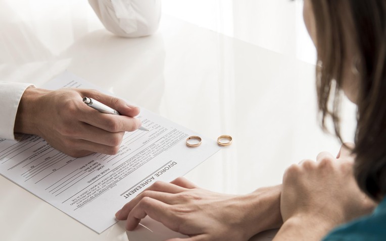 Thấy chúng tôi làm 1 việc trước cưới, bố mẹ can ngăn “đừng thực dụng vậy” nhưng giờ 2 bên gia đình đều tấm tắc khen