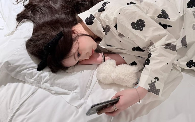 T&ocirc;i cấm bản th&acirc;n ti&ecirc;u tiền sau 8 giờ tối trong 7 ng&agrave;y, v&agrave; ph&aacute;t hiện ra đ&acirc;y mới l&agrave; &ldquo;khung giờ đốt tiền&rdquo; thật sự- Ảnh 1.