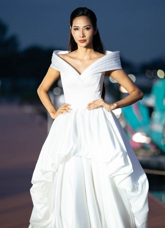 Vũ Thu Phương - Anh Thư - Hoàng Thùy đảm nhận vedette tại show diễn Vietnam International Sea Fashion Festival- Ảnh 4.