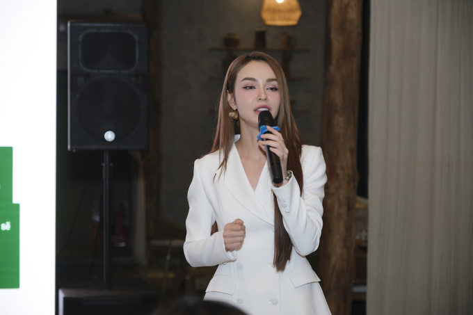 MLee ra mắt dự án tái chế sản phẩm thời trang, giúp đỡ cộng đồng hậu "Miss Universe Vietnam 2024"- Ảnh 3.