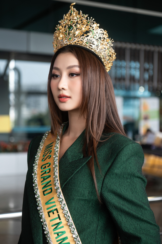 Hoa hậu Quế Anh bay sang Campuchia, chính thức nhập cuộc thi "Miss Grand International 2024"- Ảnh 7.