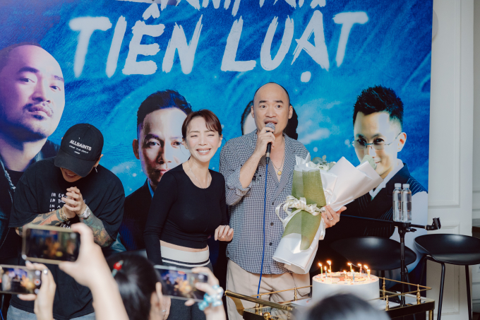 Thu Trang cười ngất, Binz - Tuấn Hưng - Rhymastic - Tiến Đạt “quậy tung" Fan Meeting của Tiến Luật- Ảnh 6.