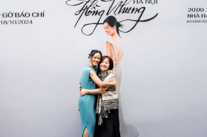 Live concert "Hồng Nhung hát về Hà Nội": Bữa tiệc âm nhạc hoành tráng mừng 70 năm giải phóng Thủ đô- Ảnh 4.