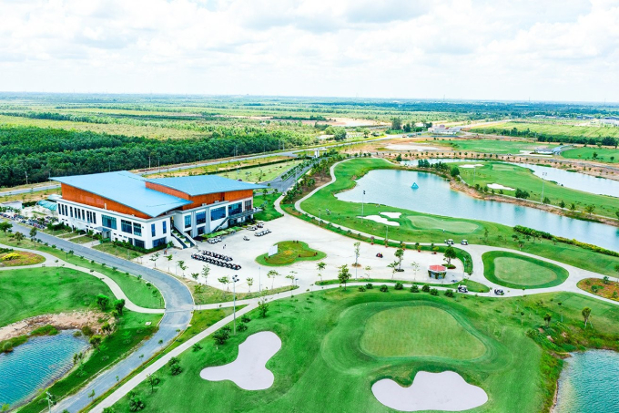 Royal Long An Golf & Villas góp phần tạo nên sự thành công của "Miss Cosmo 2024"- Ảnh 1.