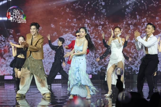 Hết RHYDER với "Chân thành" đến Đức Phúc - Hùng Huỳnh đẹp nao lòng trong "Đóa phù dung" tại Our Song Vietnam- Ảnh 6.
