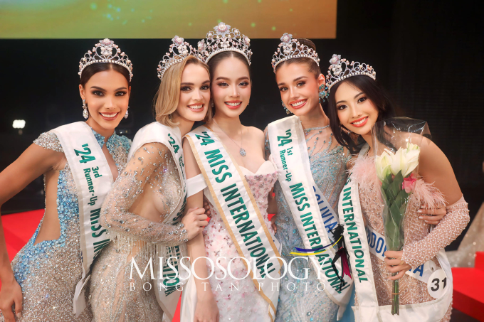 Hoa hậu Việt Nam 2022 - Thanh Thủy đăng quang Miss International - Hoa hậu Quốc tế 2024- Ảnh 6.