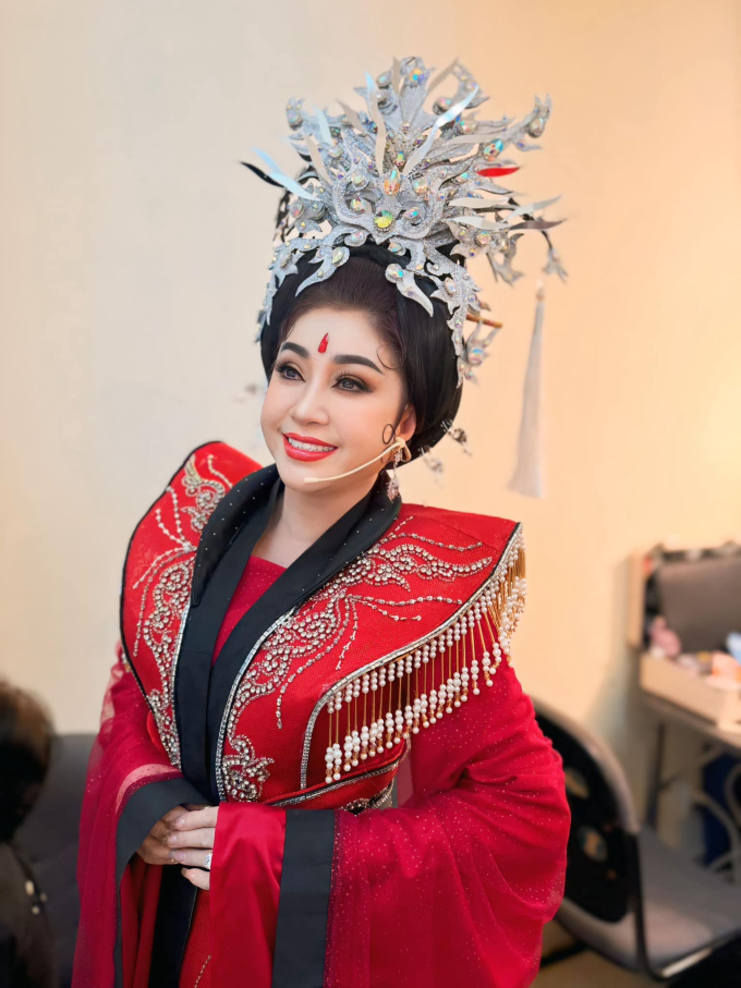 Táo Xuân 2025: NSƯT Kim Tử Long - Đại Nghĩa cùng Lê Khánh trở lại, NSƯT Thoại Mỹ lần đầu tham gia- Ảnh 5.