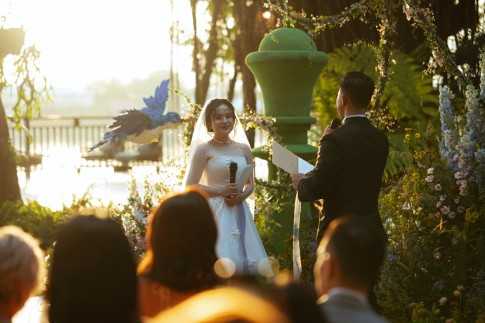 Thái Trinh nhắn gửi ông xã trong lễ cưới: "Cảm ơn kiếp này, chúng ta lại được bên nhau"- Ảnh 1.
