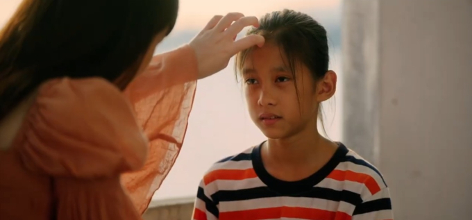 Phim Thái Lan “Trẻ trâu không đùa được đâu": Hành trình cậu bé lém lỉnh "cưa" chị đẹp bằng nhạc Rock- Ảnh 2.