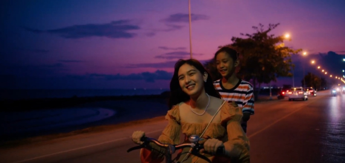 Phim Thái Lan “Trẻ trâu không đùa được đâu": Hành trình cậu bé lém lỉnh "cưa" chị đẹp bằng nhạc Rock- Ảnh 5.